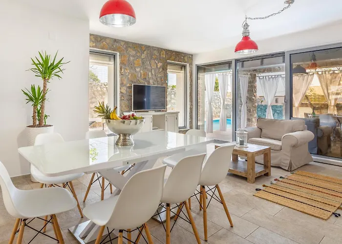 3 Bedroom Cozy In Krk *