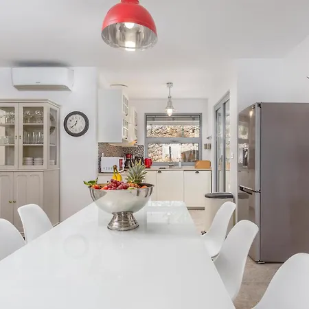 بيت للعطل Luxurious In Krk