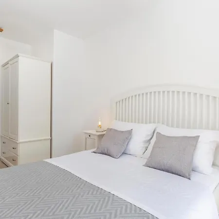 בית נופש 3 Bedroom Cozy In Krk