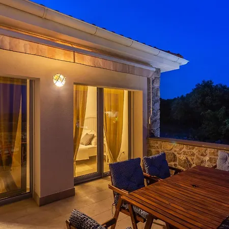 בית נופש 3 Bedroom Cozy In Krk