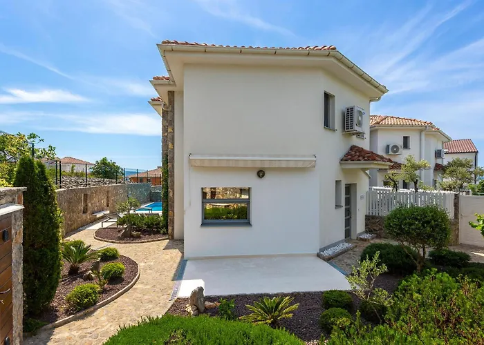 3 Bedroom Cozy In Krk