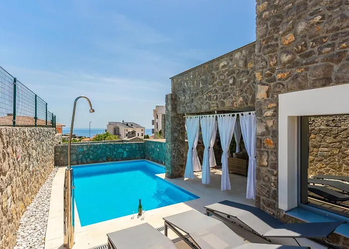 3 Bedroom Cozy In Krk