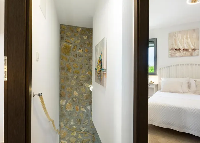 3 Bedroom Cozy In Krk